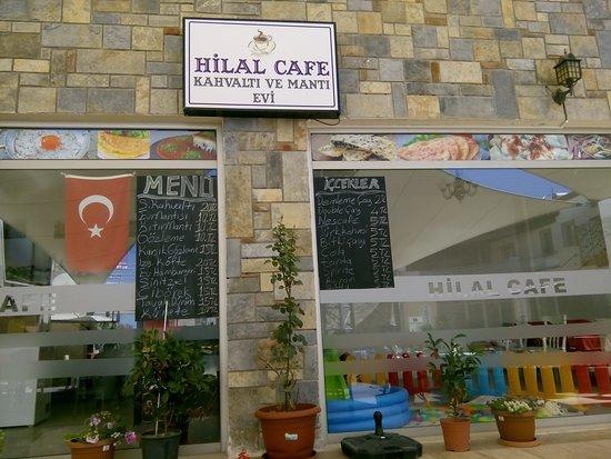 Hilal Cafe Kahvalti Ve Manti Evi
